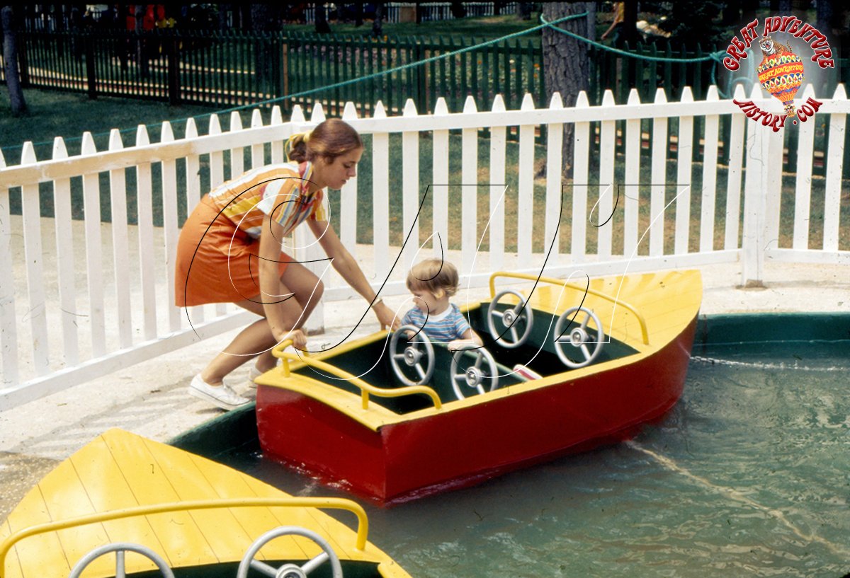 Roundabout Boats At Six Flags Great Adventure